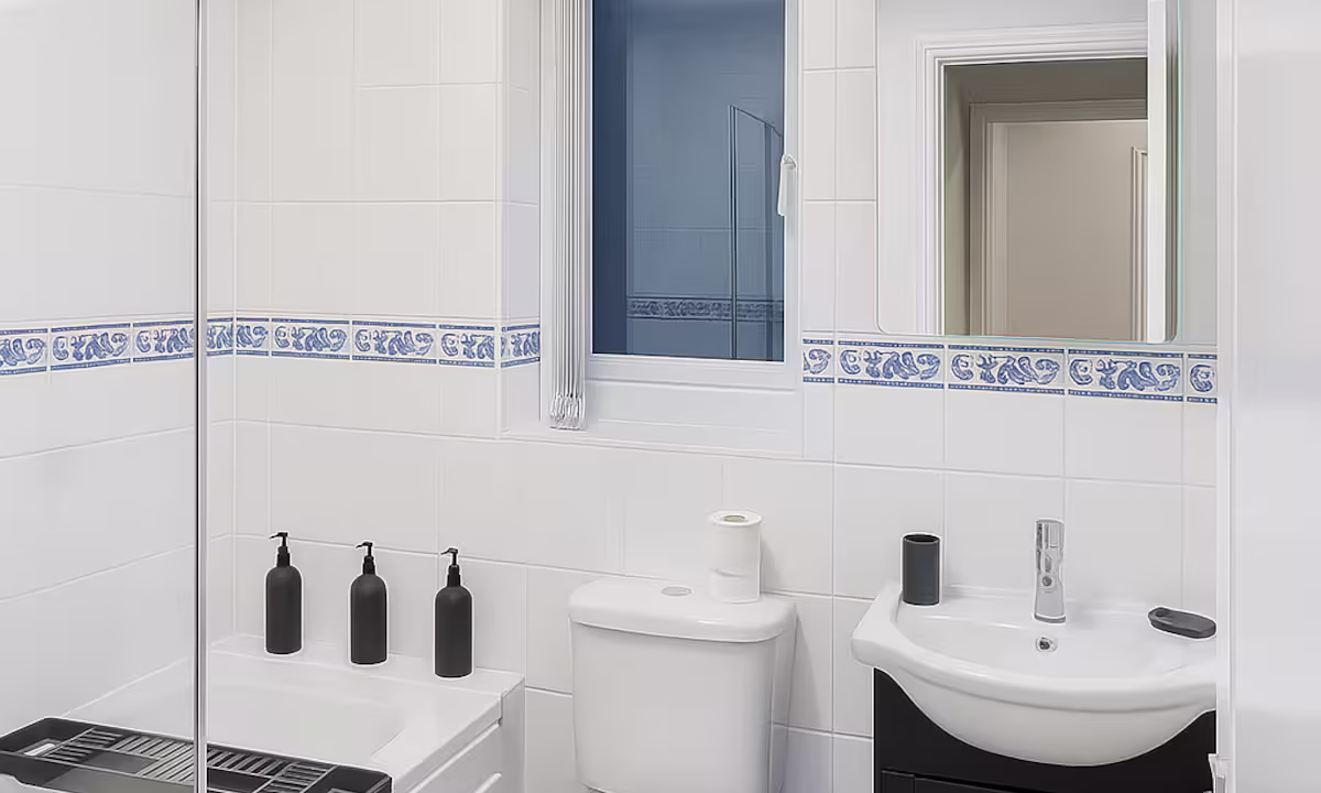 73db3de8-7f48-415f-9e70-0c288b0fefb2