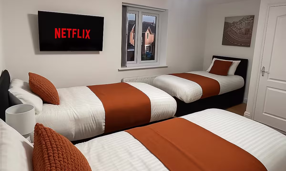 c8738325-5974-417c-afaa-3fd9ae490879