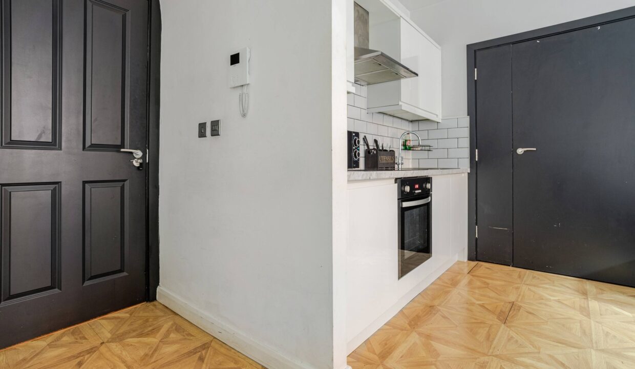 imgi_196_b4f6c6a0-cab8-48b1-9138-a10e9ce29e6c