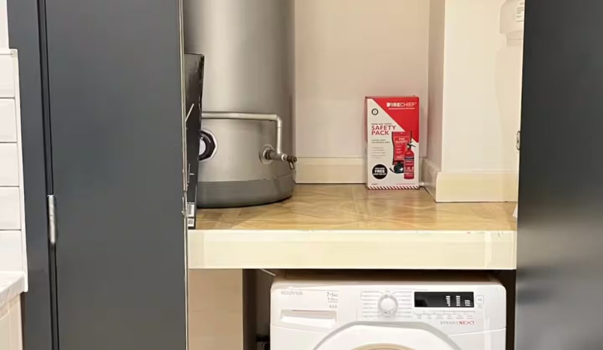 imgi_200_c8be40df-c952-4c10-b619-4838ce47aec5