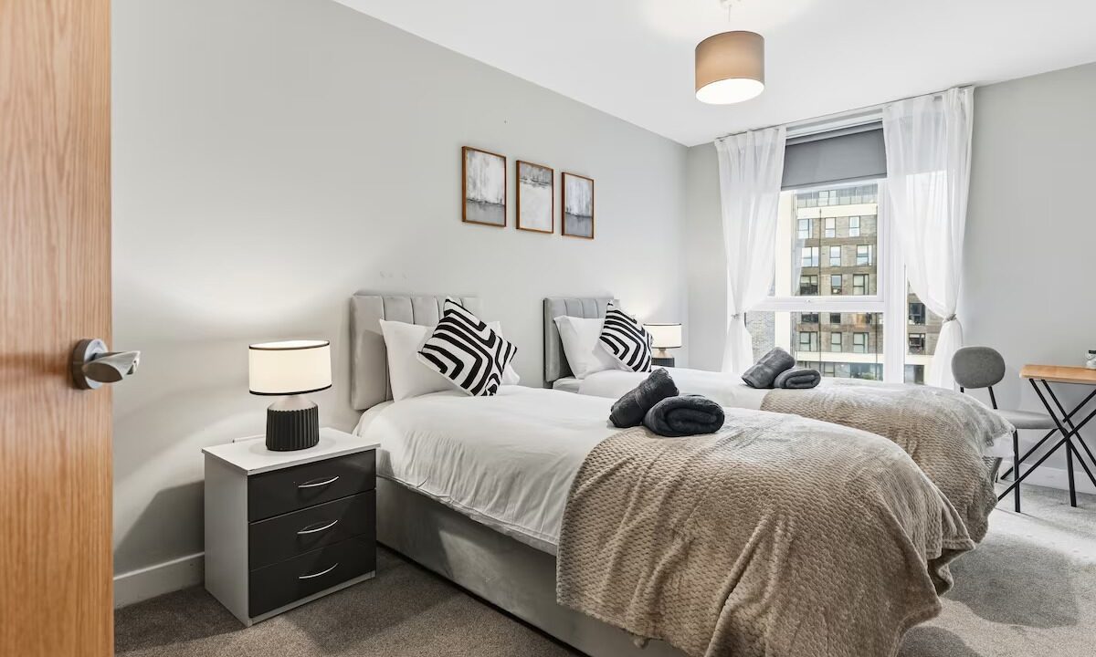 imgi_212_37c8f2b4-0f6f-48e6-81d2-88e189fb7bc4