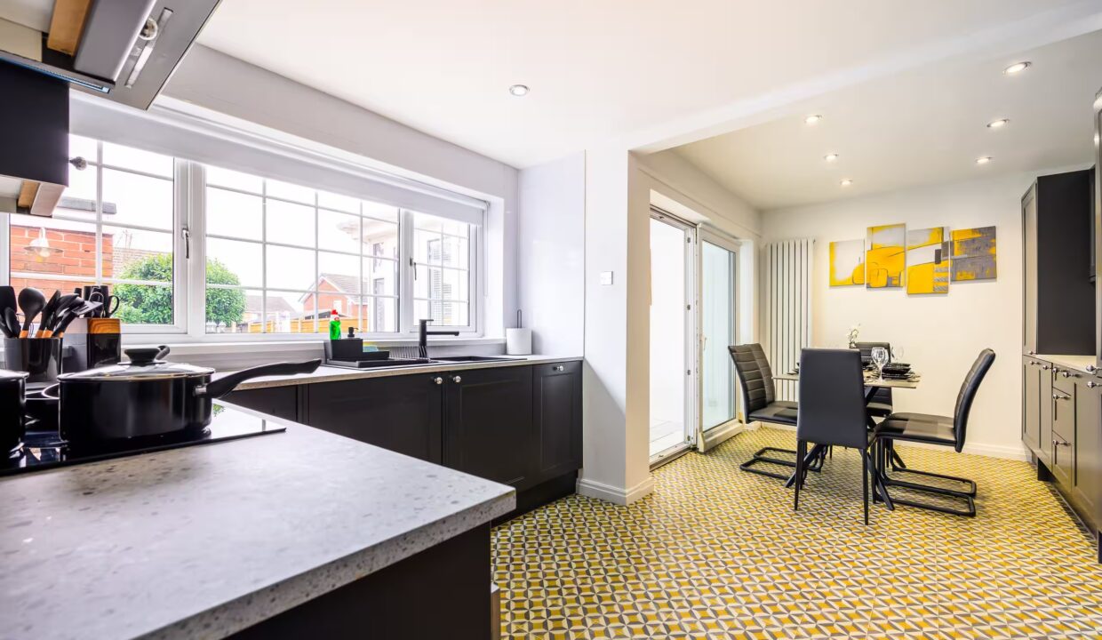 imgi_286_3027c6b0-cf1e-4784-85d5-af37843ca7cf