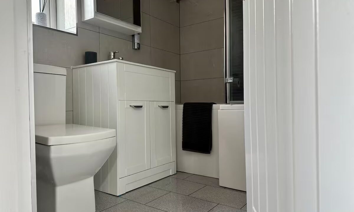 imgi_70_4b424348-75d1-493b-8c89-a0745b03fa10